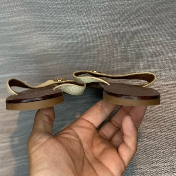 Tory Burch Cream and Brown Sandals with gold towns women’s size 8 - Picture 3 of 7